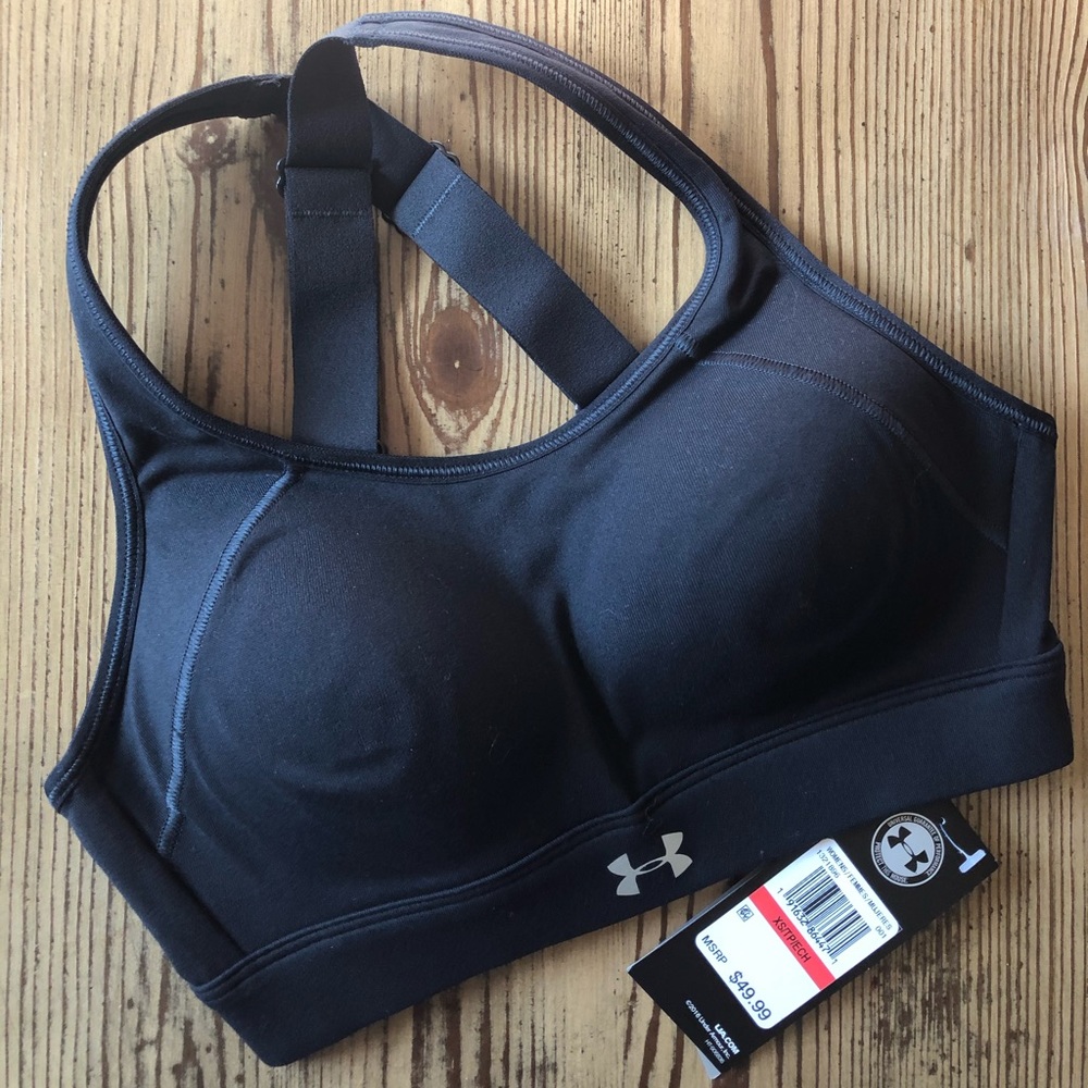 Under Armour Sports Bra • New with Tags